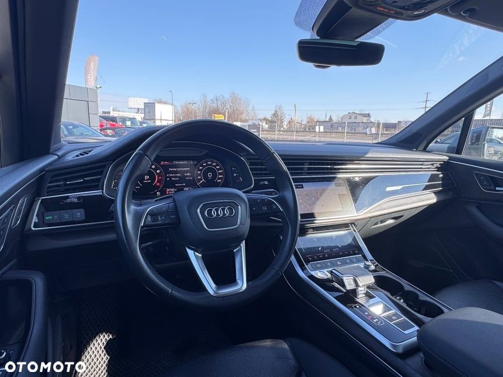Audi Q7 - 24
