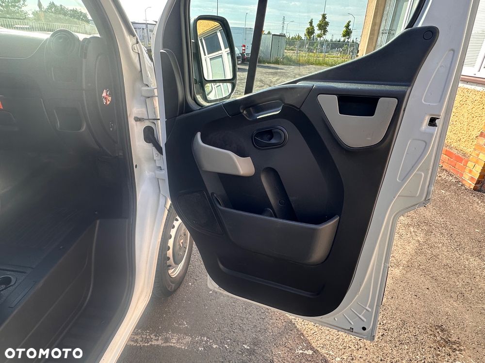 Renault Master - 15