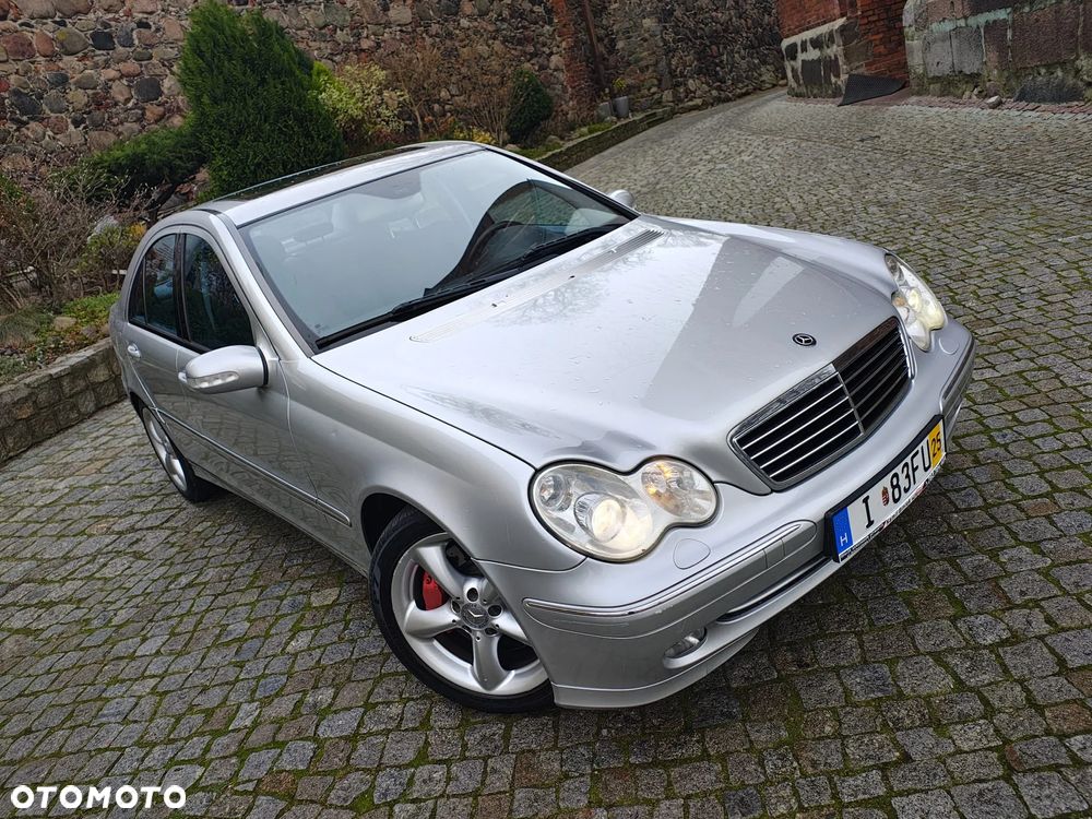 Mercedes-Benz Klasa C 200 Kompressor Avantgarde Sport Edition - 2
