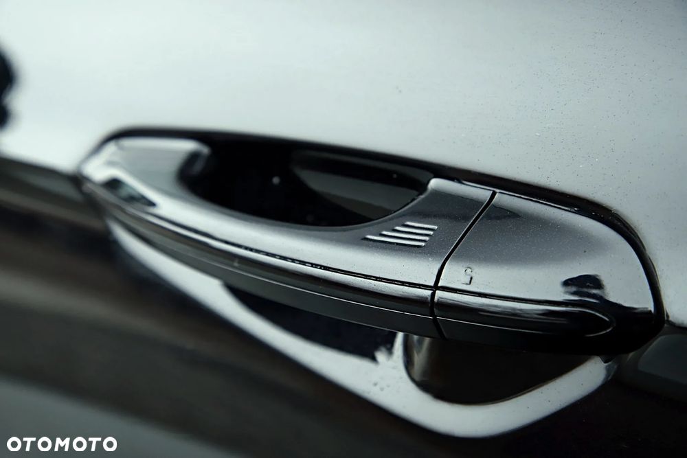 Ford Mondeo 2.0 EcoBlue Titanium - 16