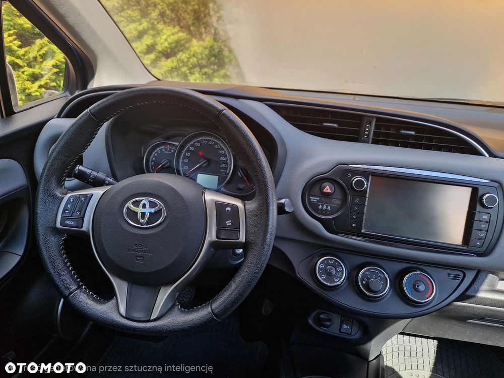 Toyota Yaris 1.33 Premium - 14