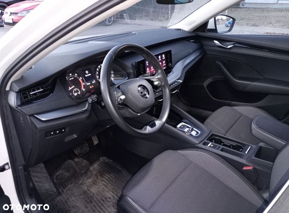 Skoda Octavia 1.5 TSI e-TEC DSG Ambition - 9