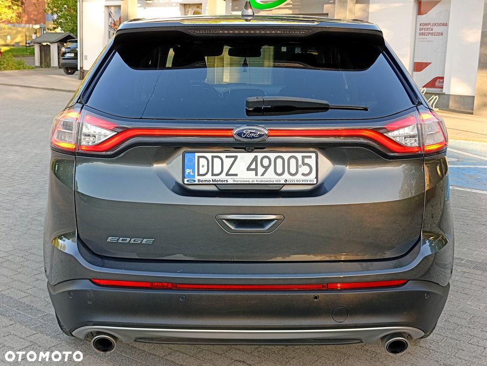 Ford Edge 2.0 TDCi Twin-Turbo 4WD Titanium - 39