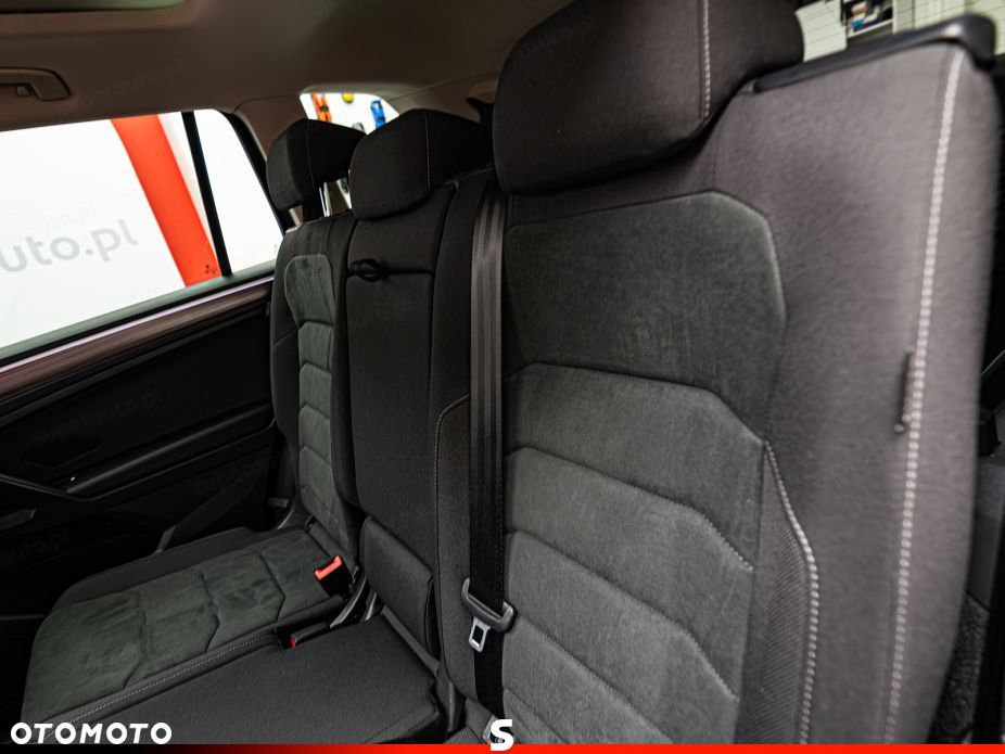 Volkswagen Tiguan 2.0 TDI SCR 4Mot Elegance DSG - 23