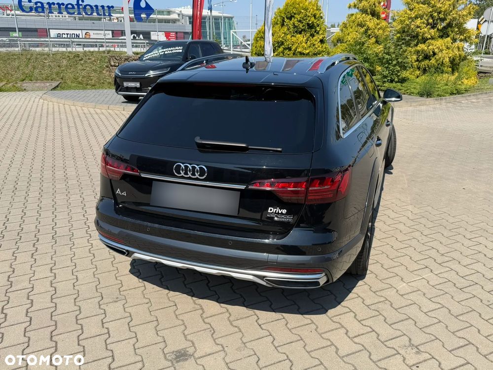 Audi A4 Allroad - 11