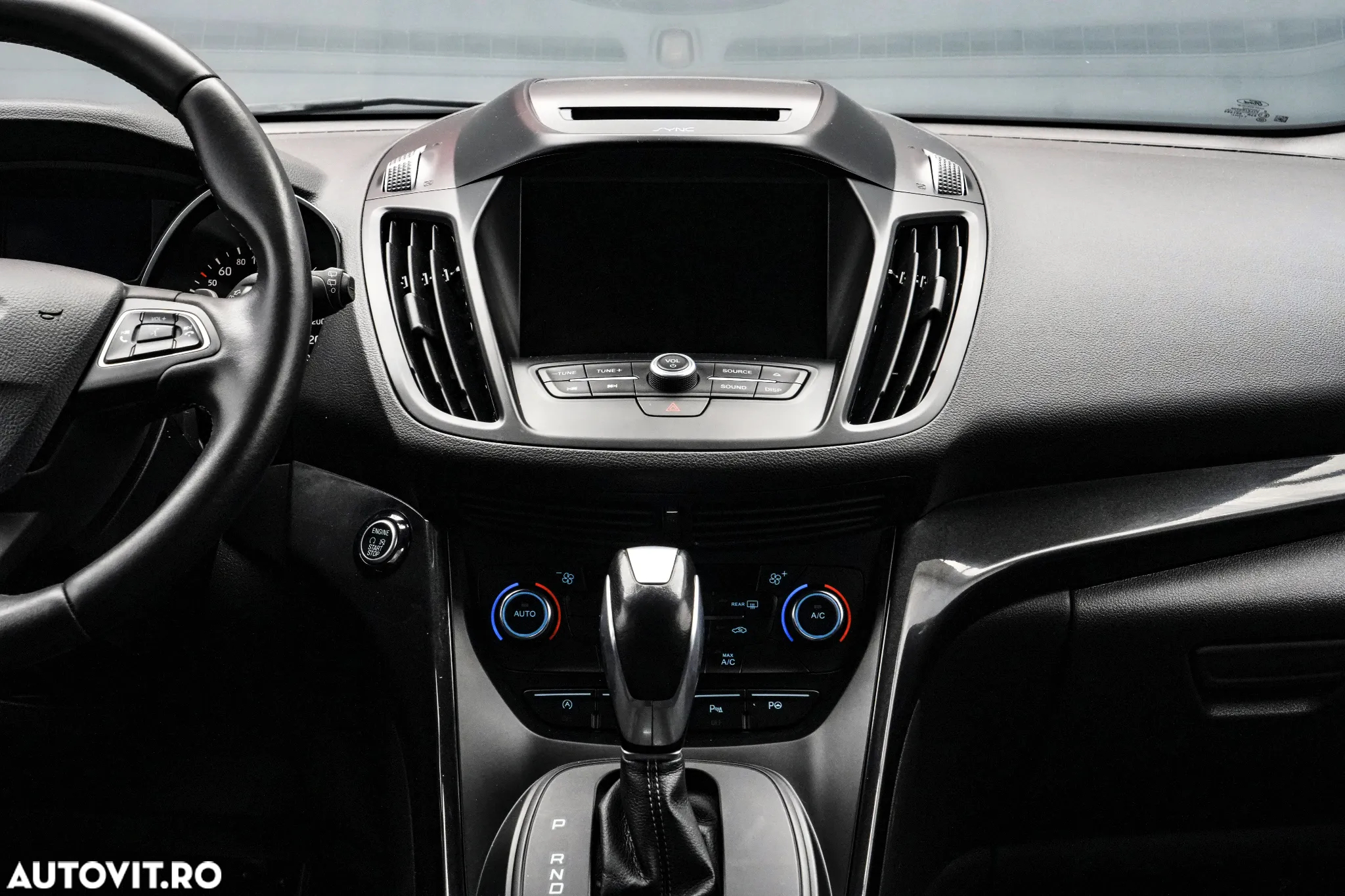 Ford Kuga 2.0 TDCi 4WD Powershift ST-Line - 16