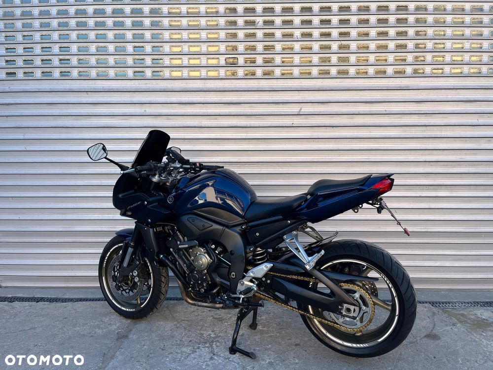 Yamaha FZ - 13
