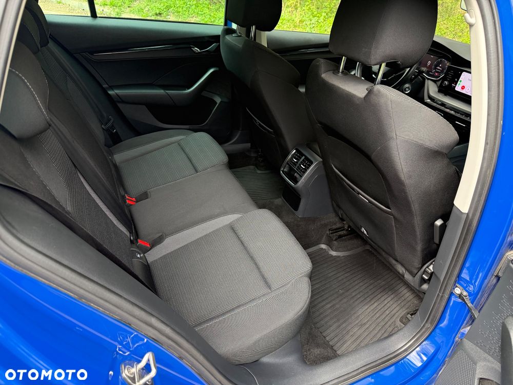 Skoda Octavia 2.0 TDI Ambition DSG - 24
