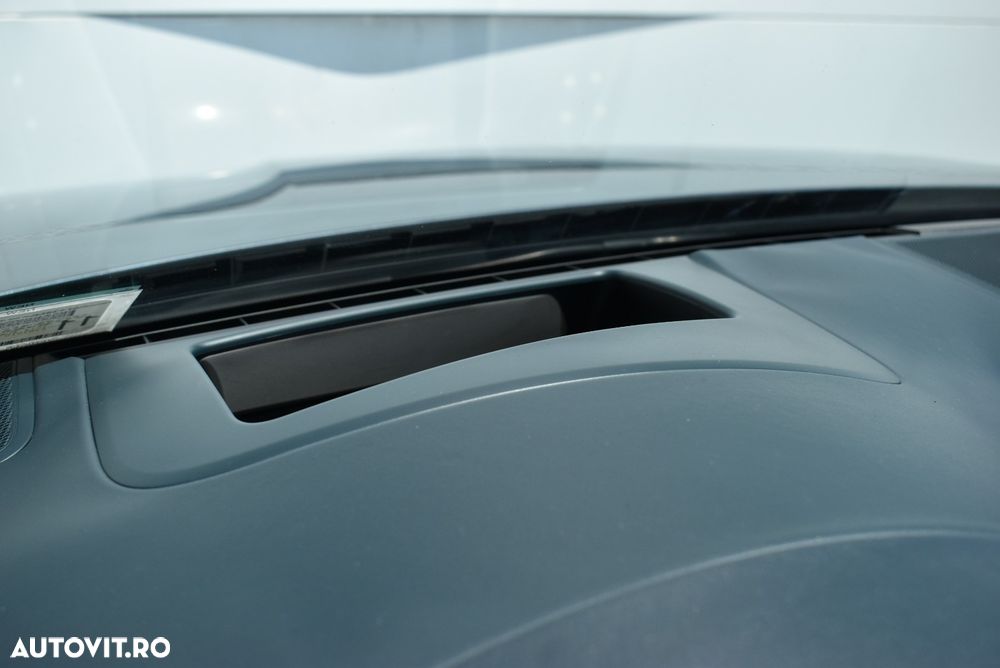 Porsche Cayenne Tiptronic S Platinum Edition - 26