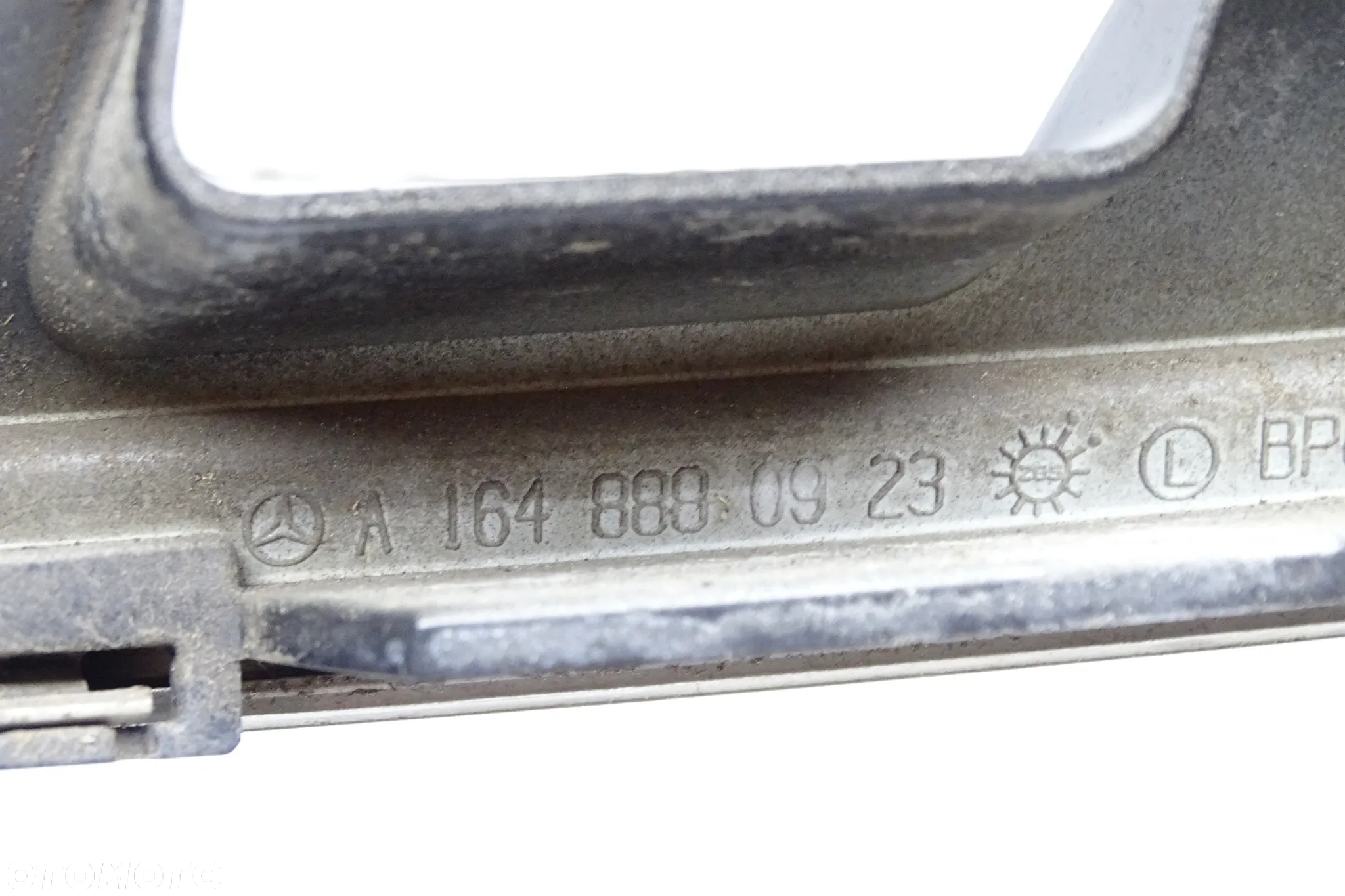 Mercedes ML W164 LIFT Grill Atrapa chłodnicy A1648880923 - 8
