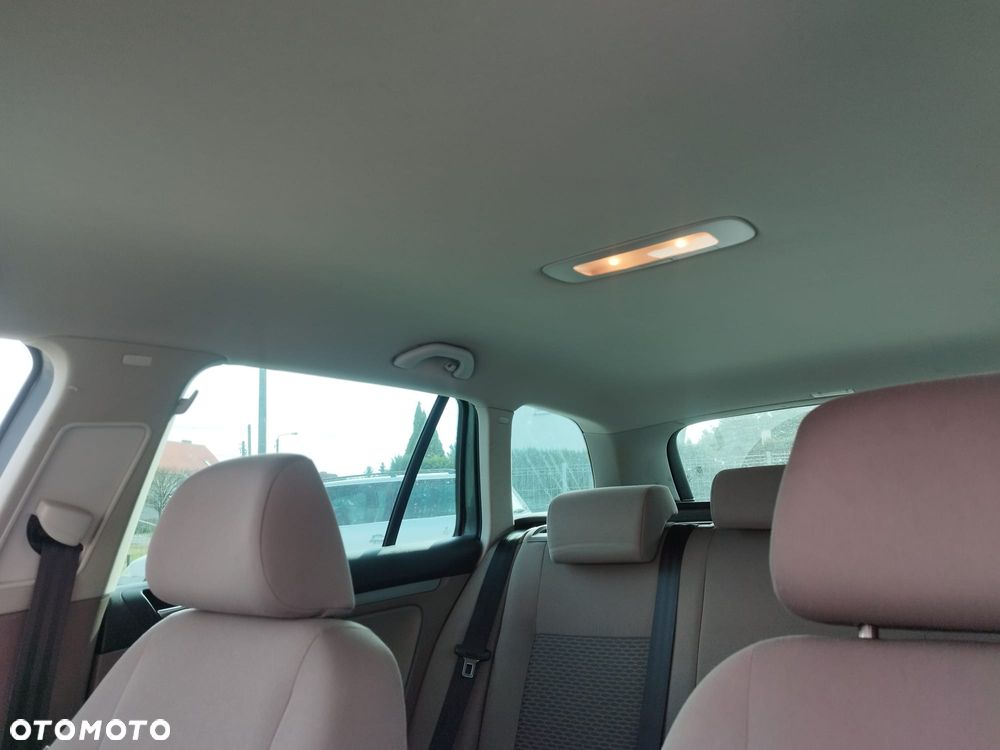 Volkswagen Golf - 18