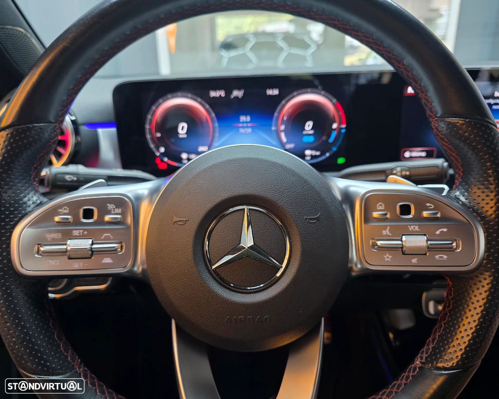 Mercedes-Benz A 250 Limousine e 8G-DCT AMG Line - 16