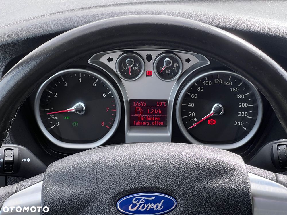 Ford Focus 1.8 Style - 26