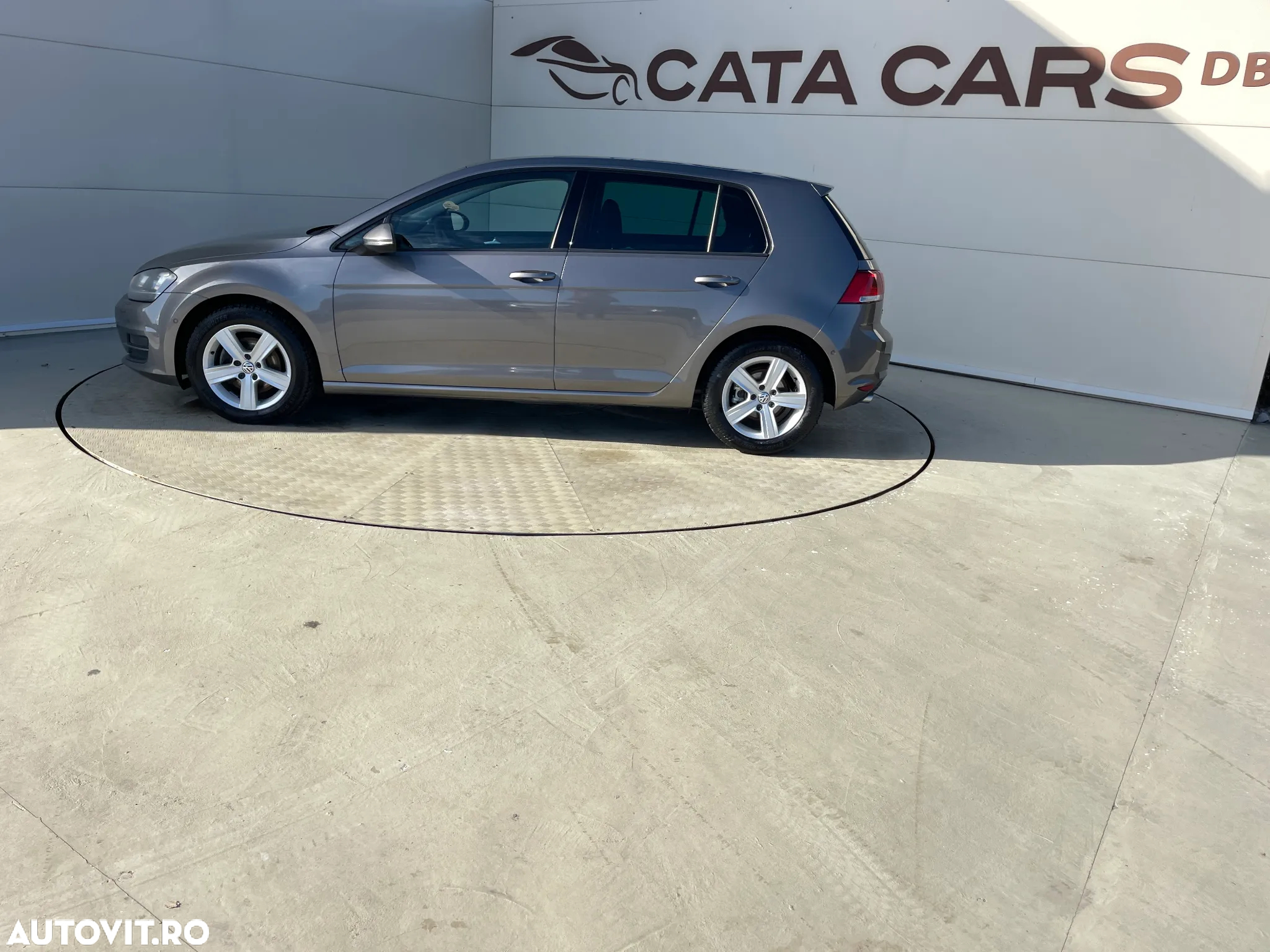 Volkswagen Golf 1.4 TSI DSG Comfortline - 7