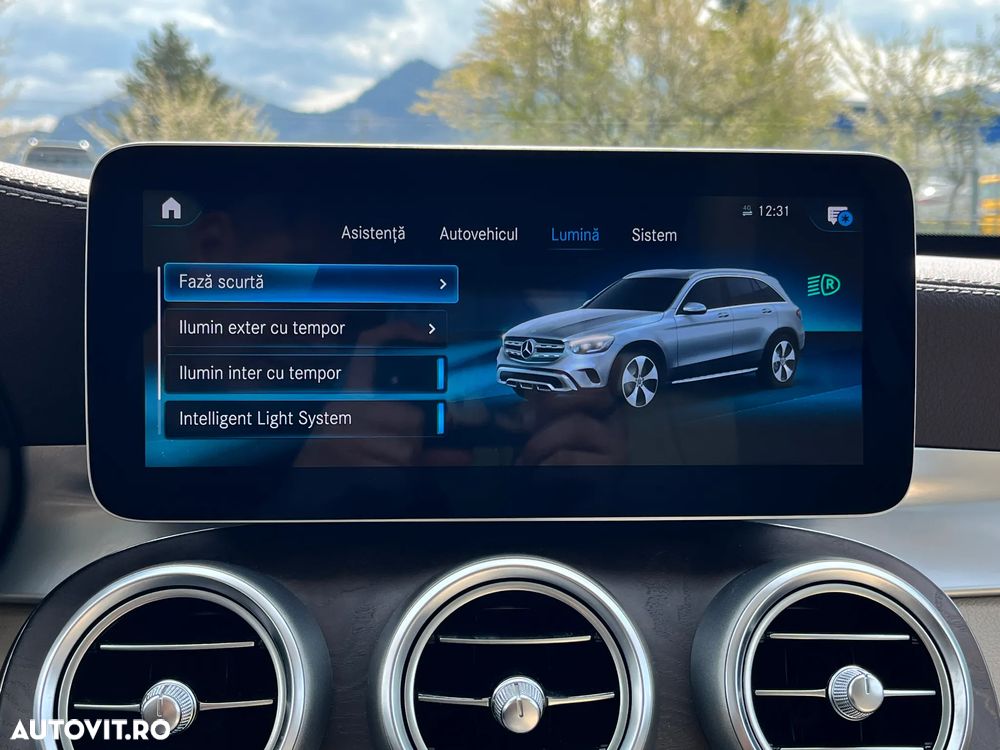 Mercedes-Benz GLC 220 d 4MATIC - 29