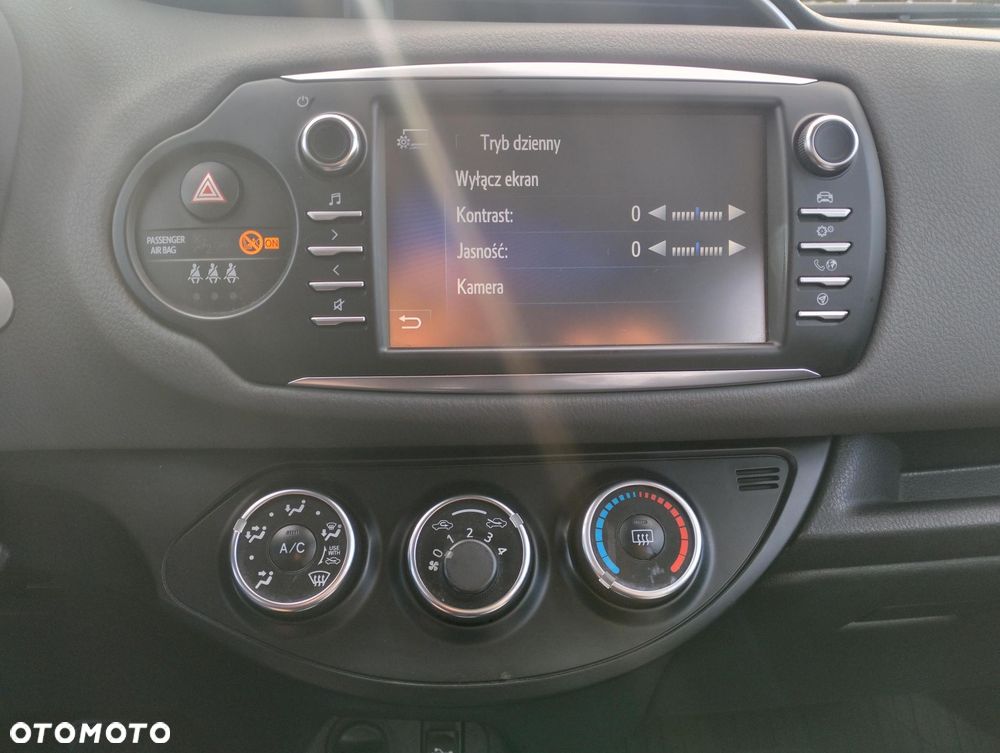 Toyota Yaris - 31