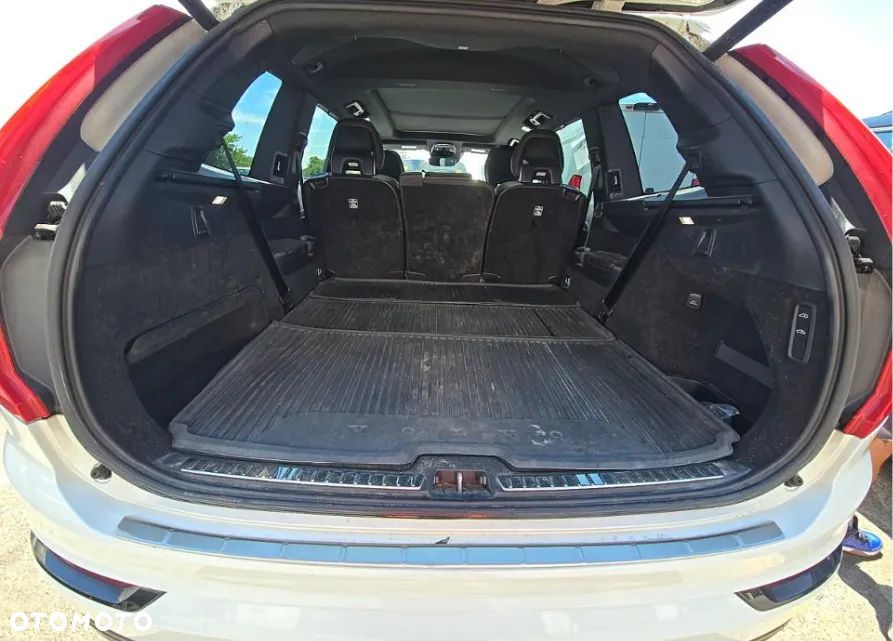 Volvo XC 90 T6 AWD R-Design - 12