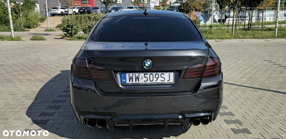 BMW Seria 5 535i xDrive - 24