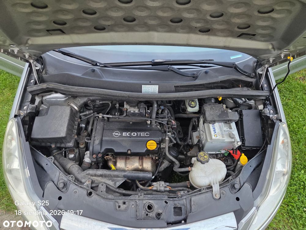 Opel Corsa 1.2 16V Silverline - 17