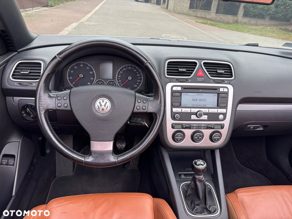 Volkswagen Eos - 17