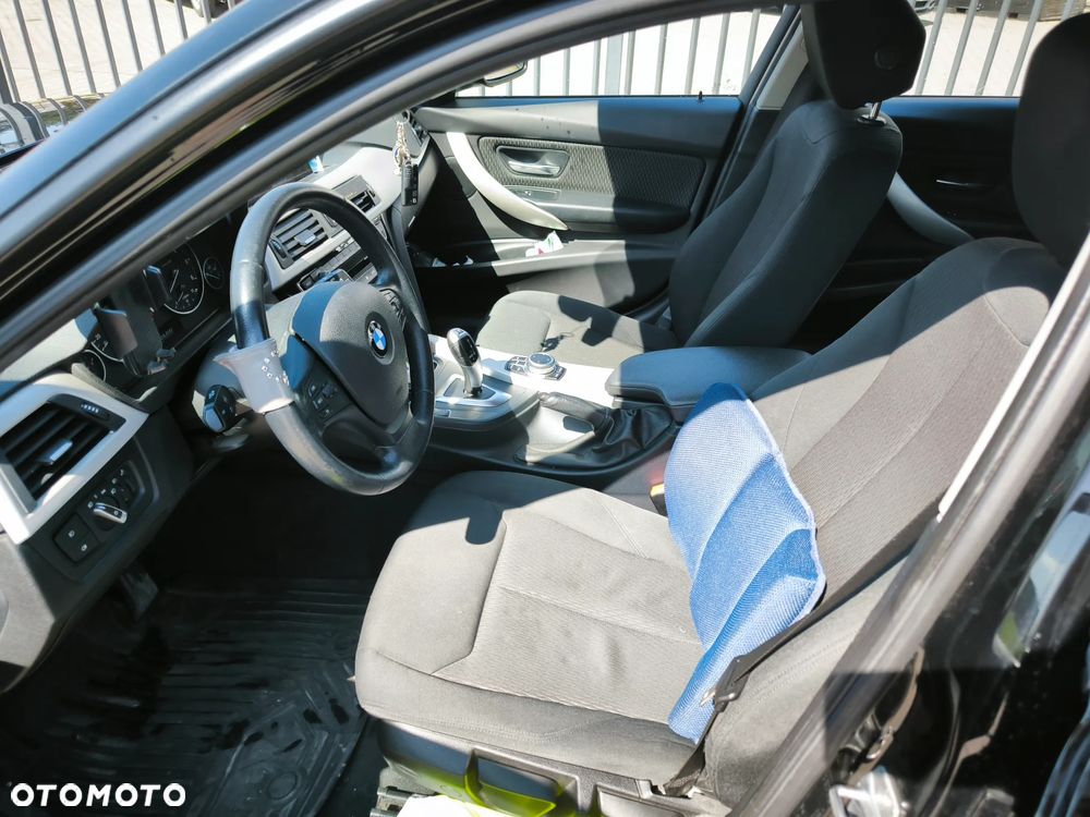 BMW Seria 3 - 13