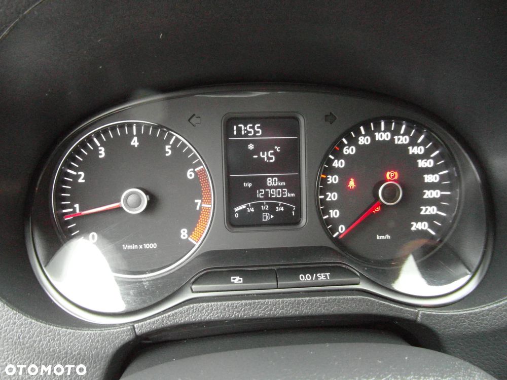 Volkswagen Polo 1.2 Team - 26