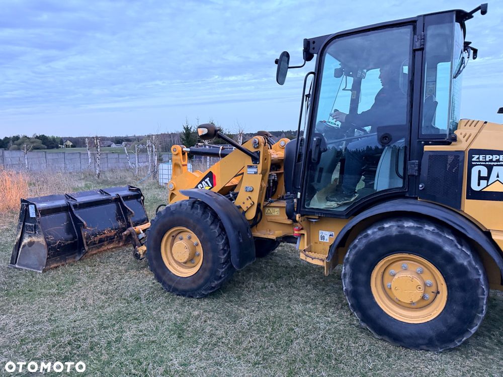 Caterpillar ŁADOWARKA CAT 906M 906 907 908 łyżka pług widły  Liebherr 506 Volvo L25 - 21