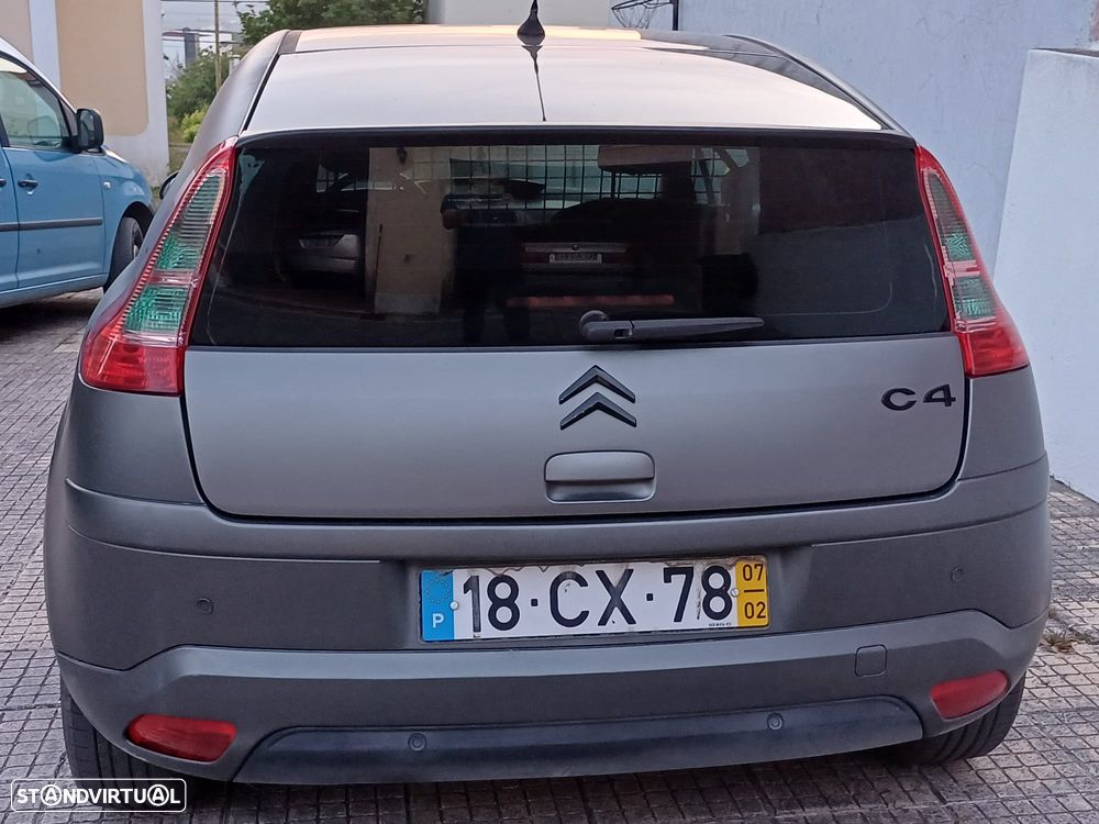 Citroën C4 1.6 HDi 110 VTS - 10