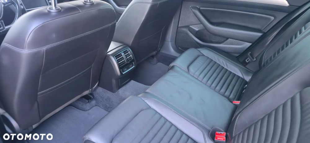 Volkswagen Passat 1.8 TSI BMT Highline DSG - 14
