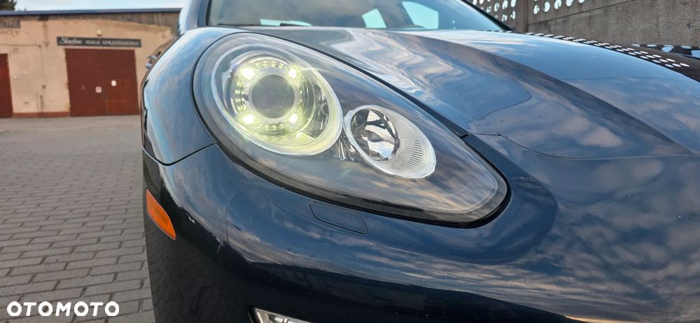 Porsche Panamera 4 PDK - 3