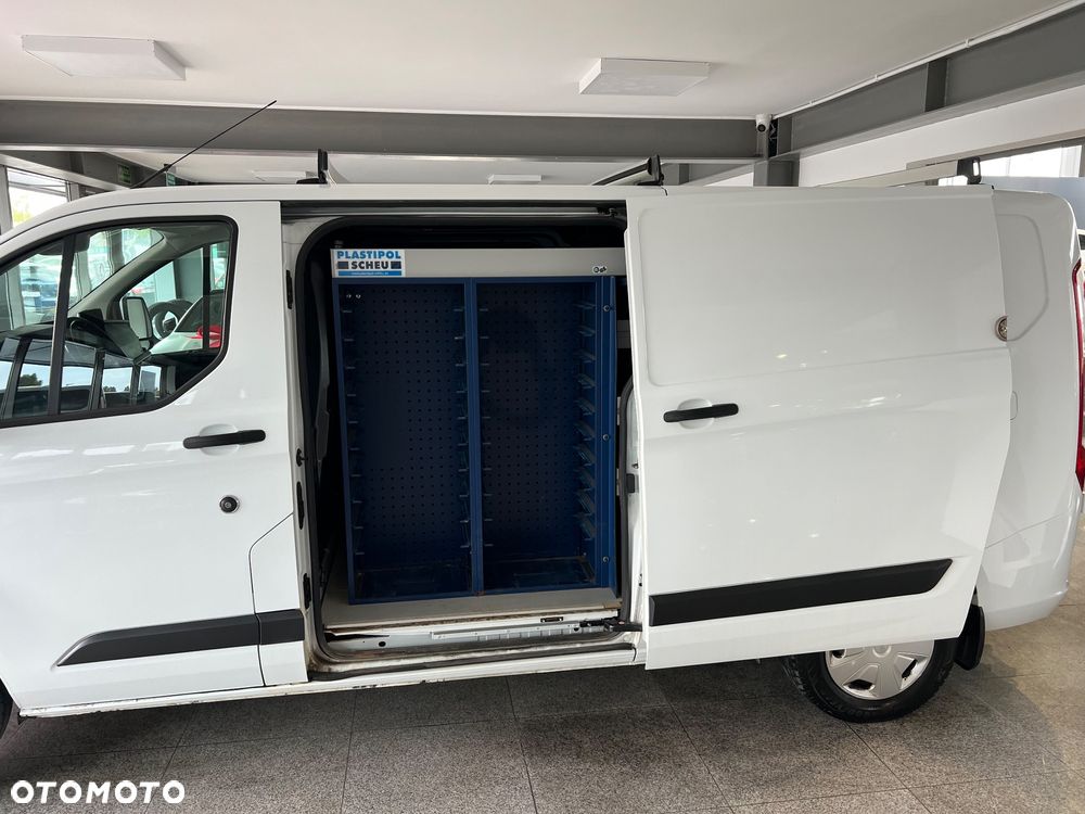 Ford Transit Custom - 10