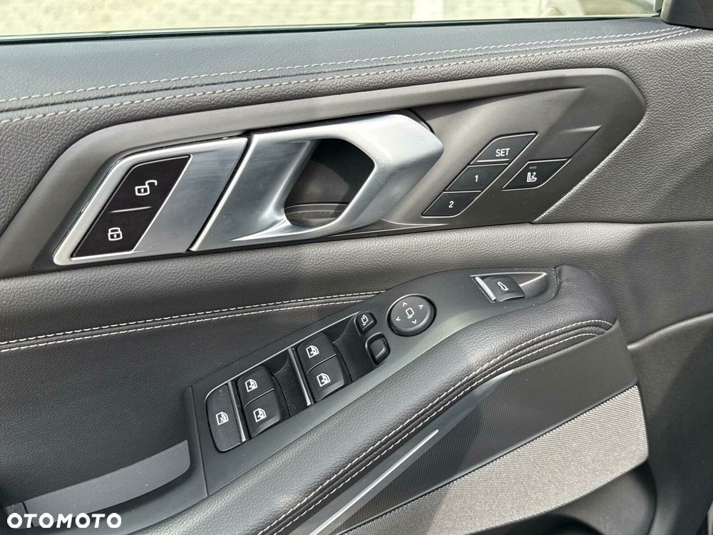 BMW X5 - 16