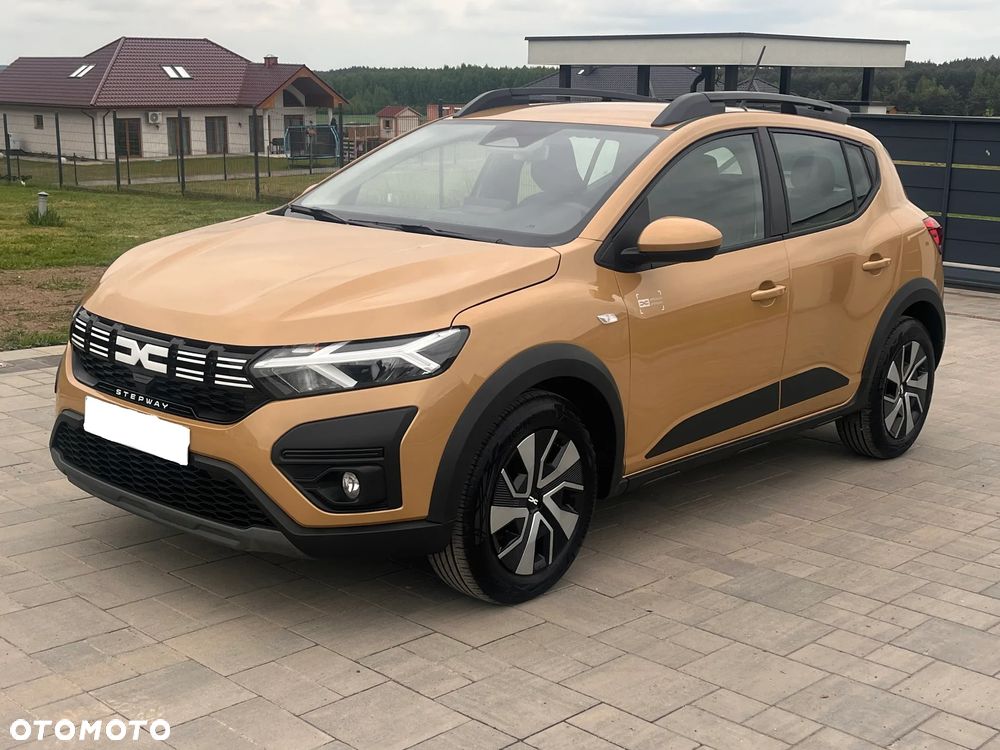 Dacia Sandero Stepway TCe 90 Essential - 1
