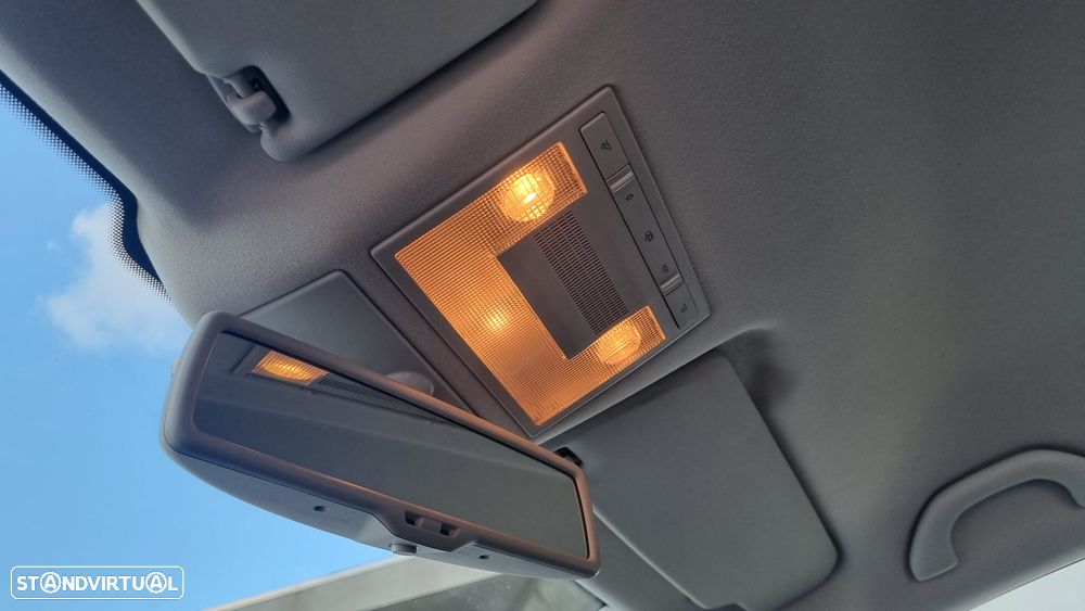 SEAT Leon 1.6 TDI DPF Ecomotive Style Copa - 18