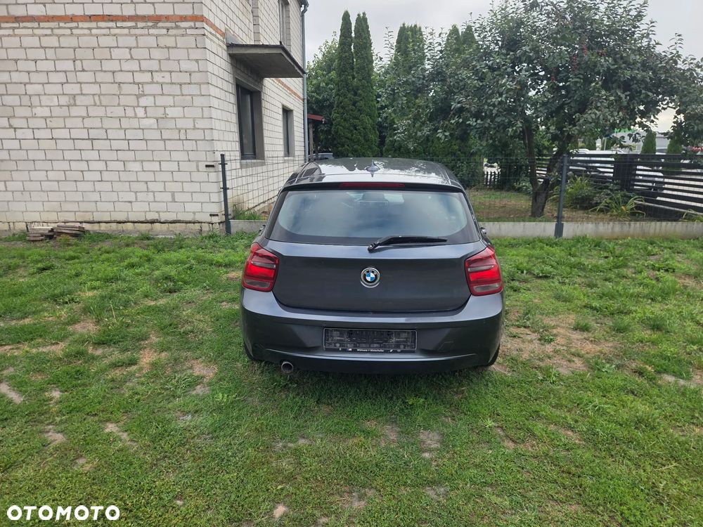 BMW Seria 1 116d DPF - 4