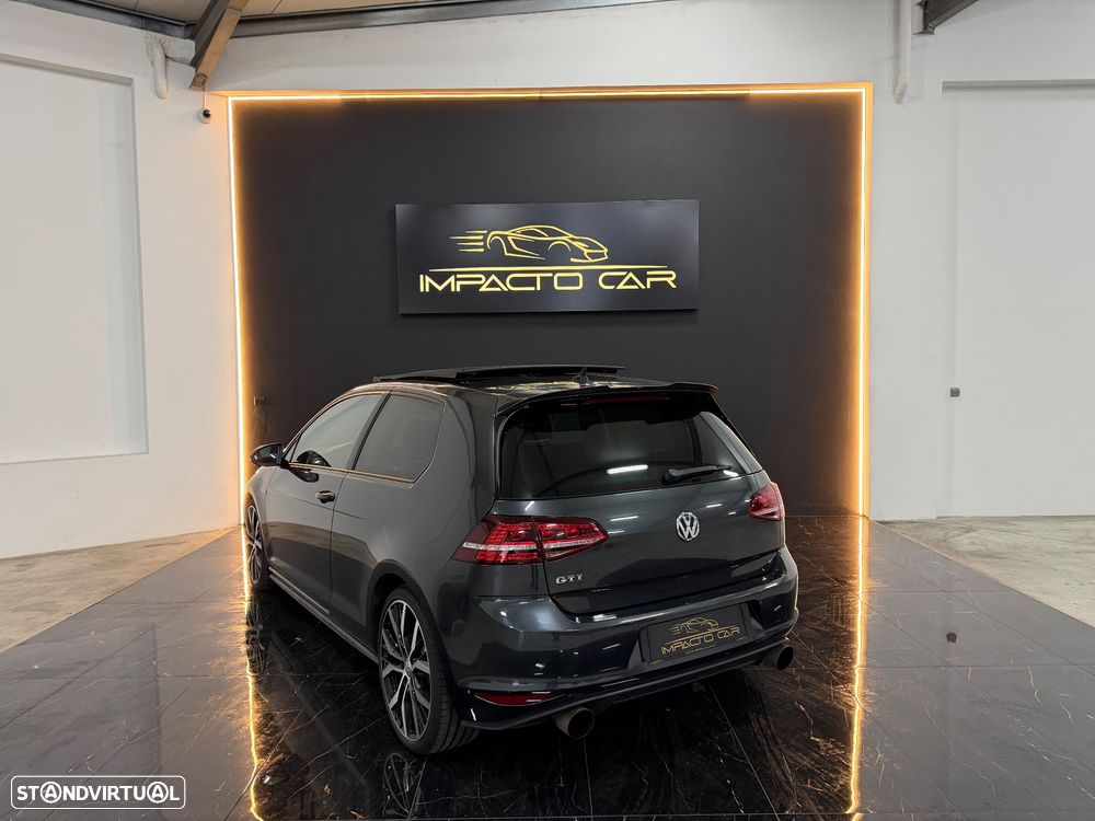 VW Golf 2.0 TSi GTi DSG - 8