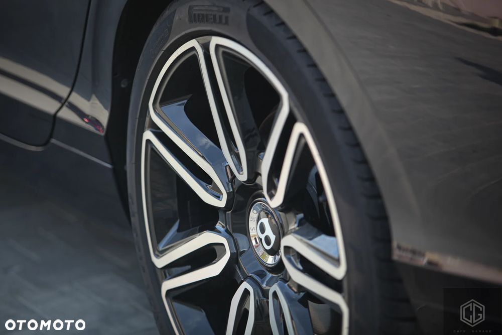 Bentley Flying Spur W12 - 19