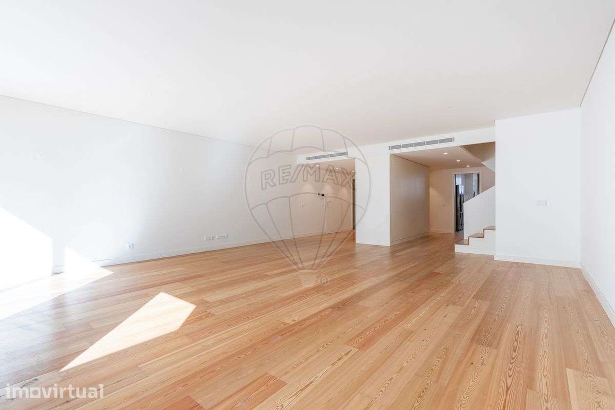 Apartamento T4 para venda - Grande imagem: 4/47