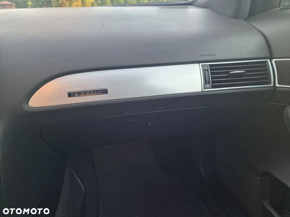 Audi A6 Avant - 17