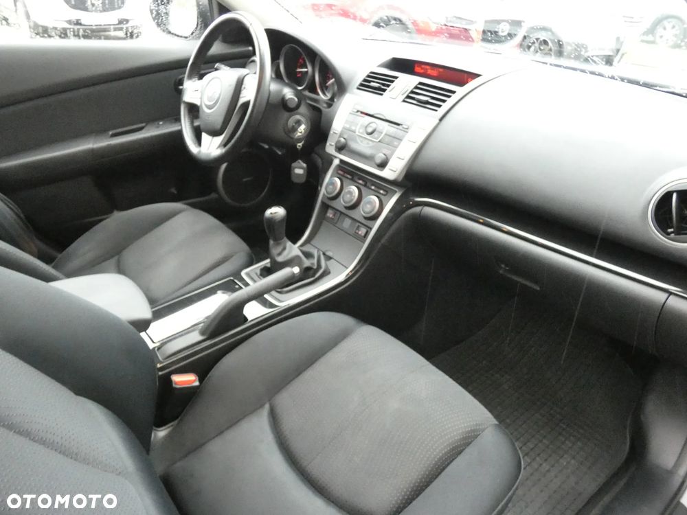 Mazda 6 2.0 Exclusive + - 10