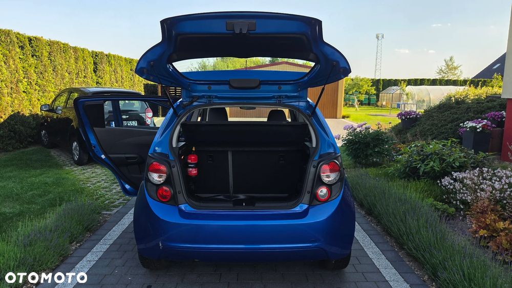 Chevrolet Aveo 1.2 LS - 10