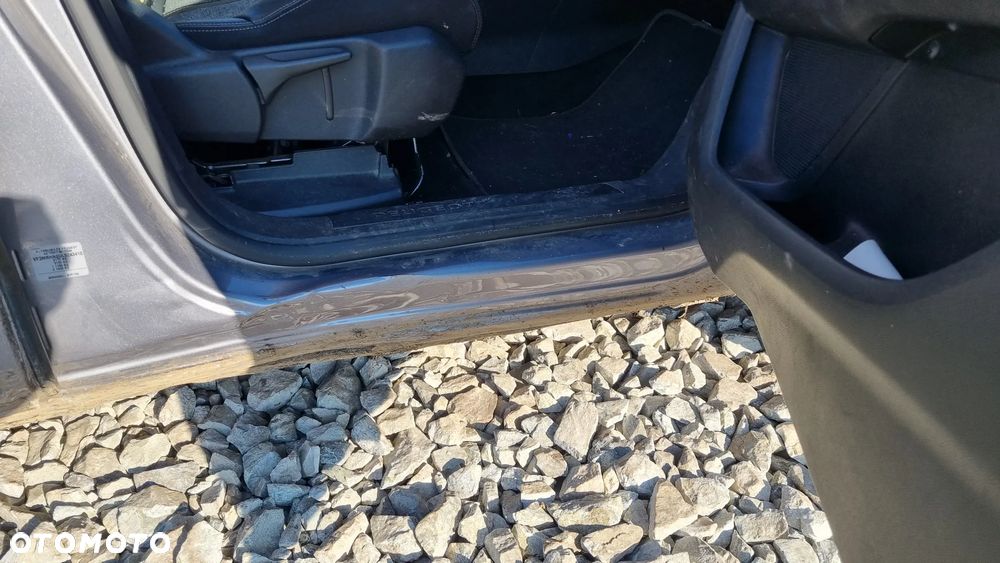 Peugeot 5008 PureTech 130 EAT8 Stop & Start Active Pack - 37