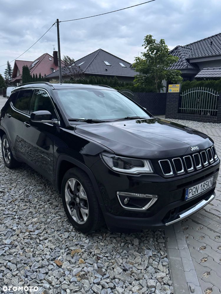 Jeep Compass - 1