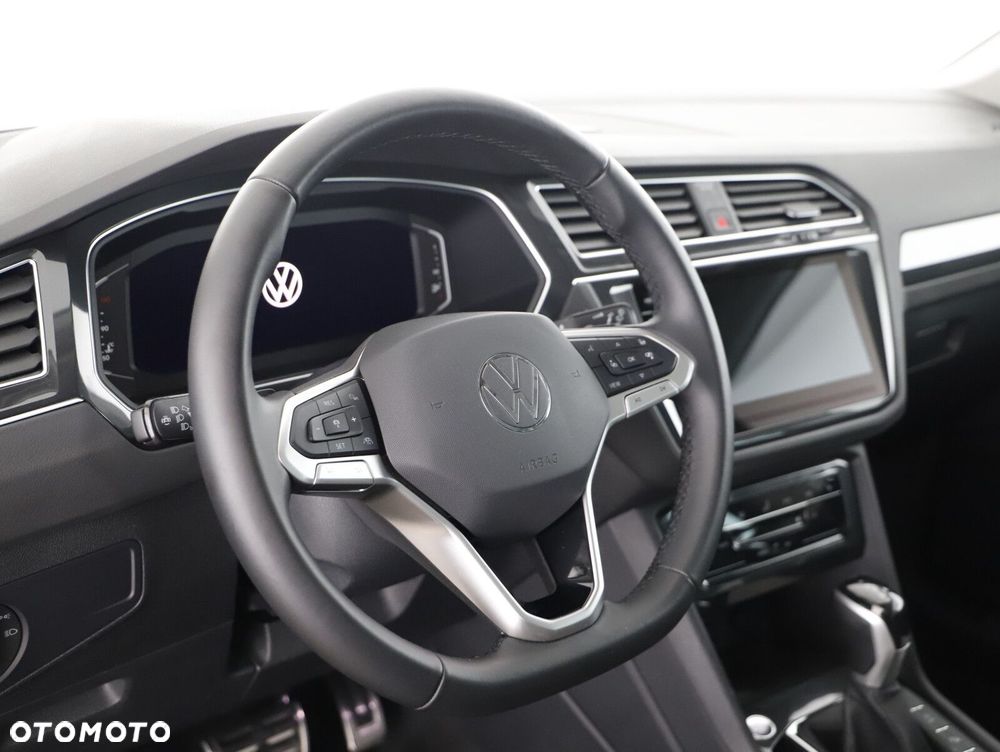 Volkswagen Tiguan - 23