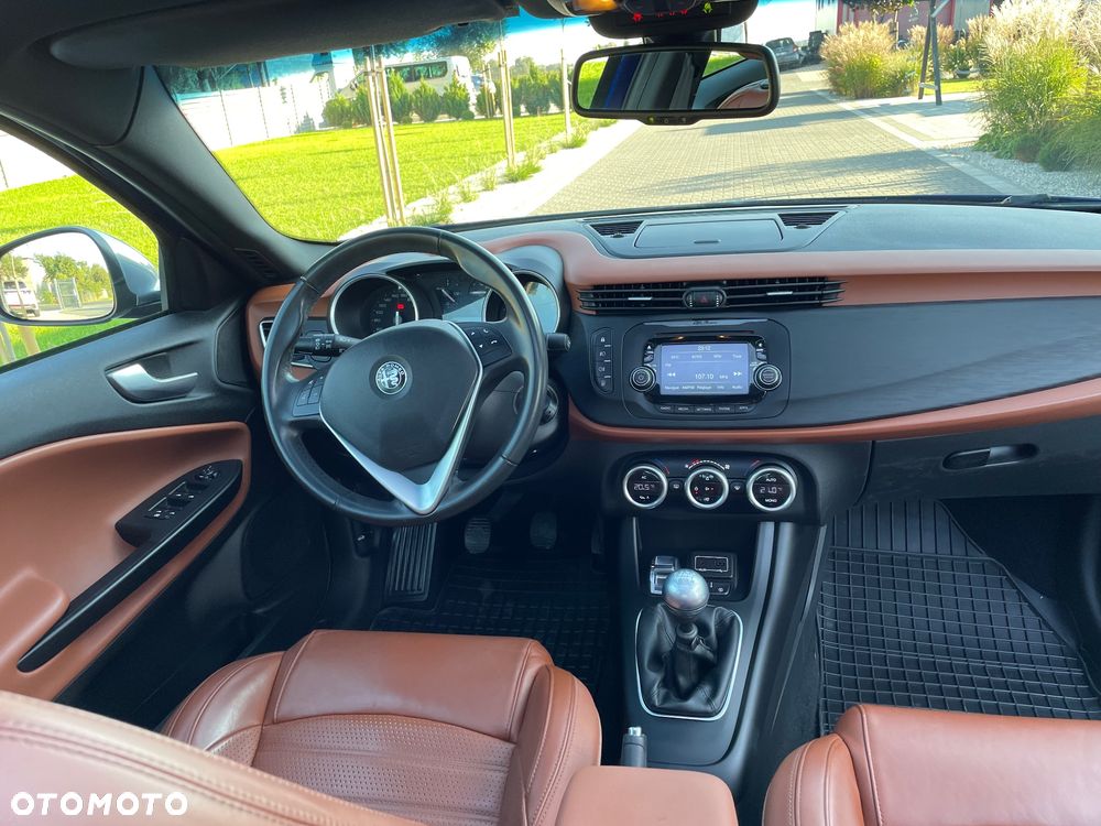Alfa Romeo Giulietta - 14
