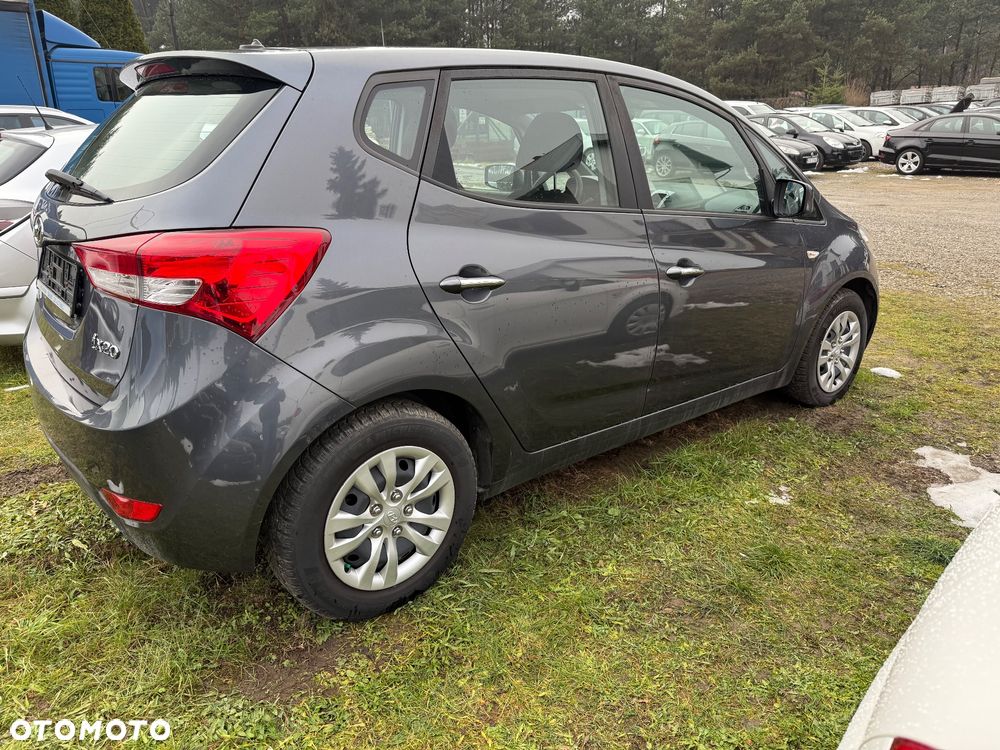 Hyundai ix20 - 4