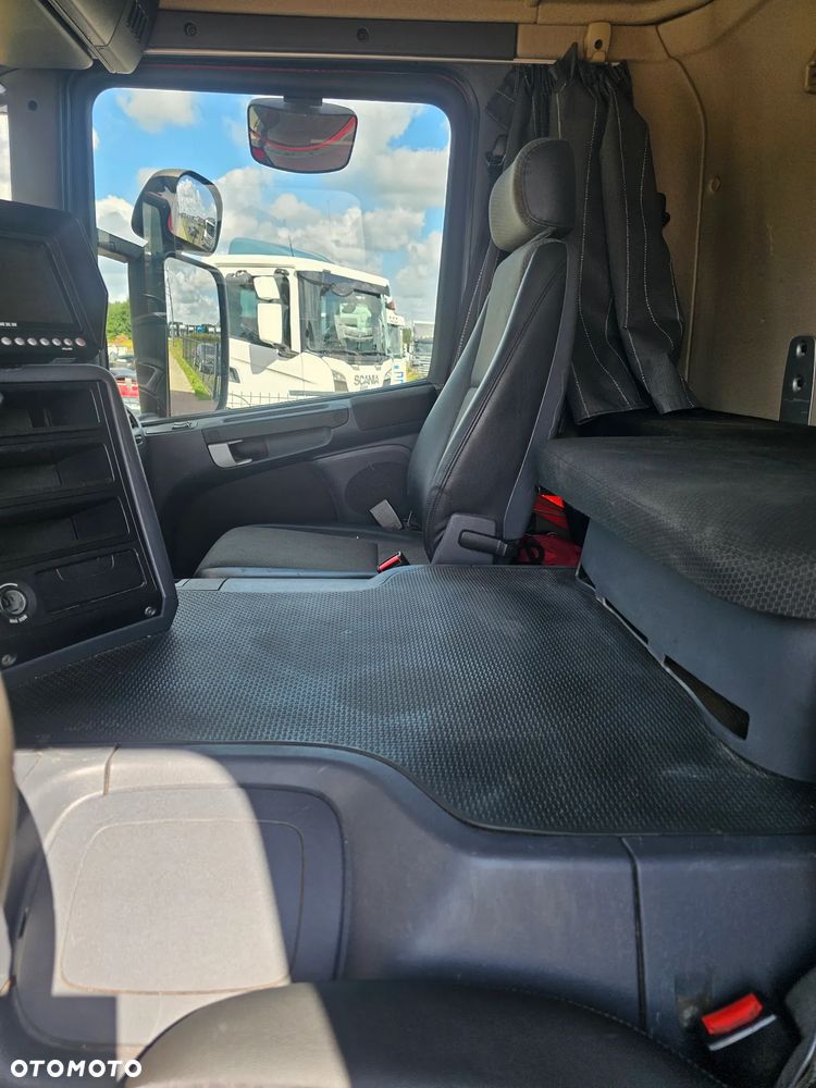 Scania P 280 - 17