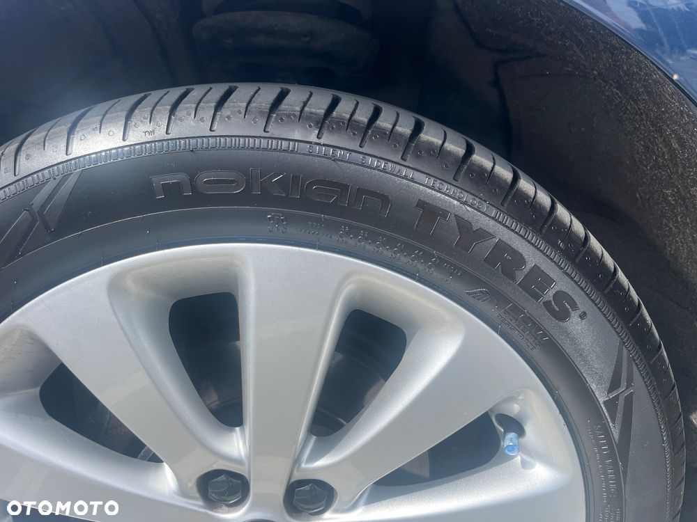 Opel Astra 1.4 Turbo Cosmo - 21