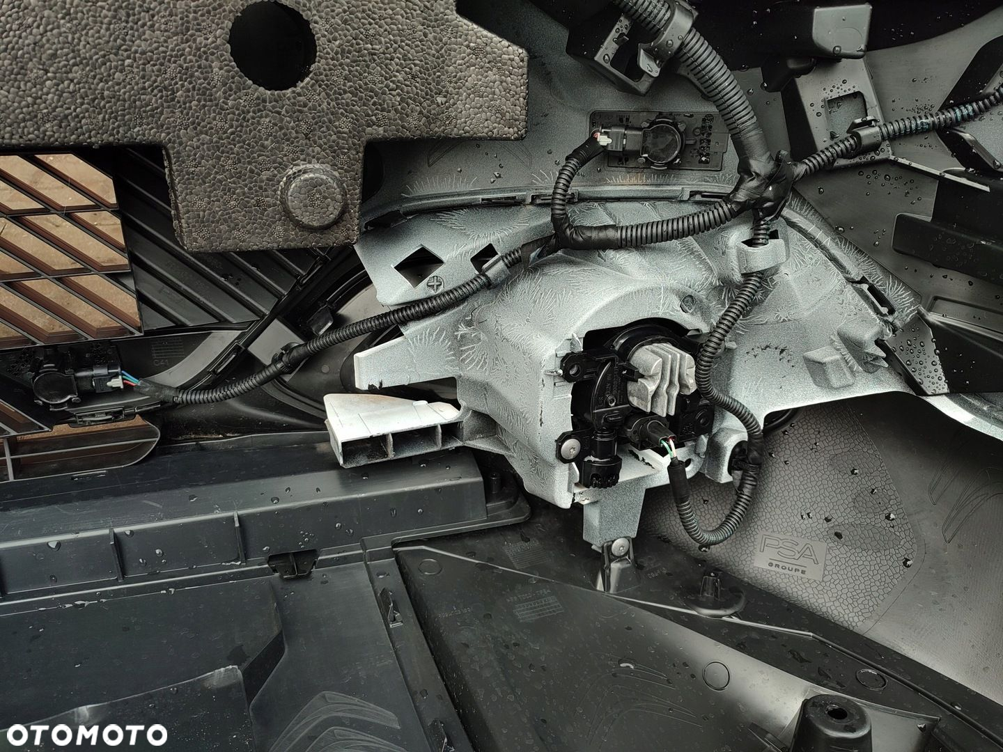Zderzak przedni kompletny 6 PDC Halogeny Biały Citroen C4 III eC4 C4X 2020- - 11