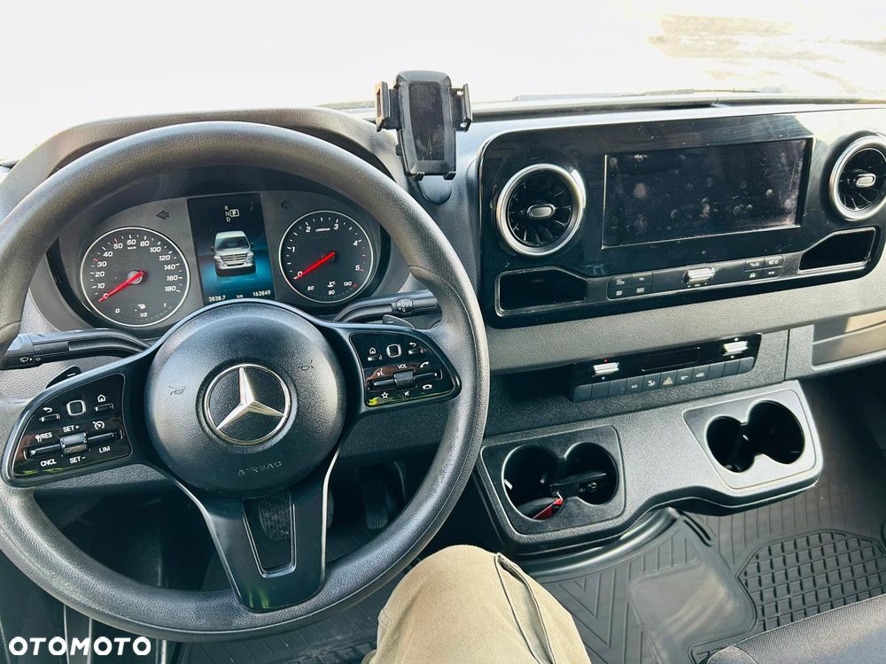 Mercedes-Benz sprinter - 23